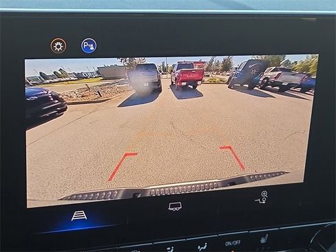 New 2025 Chevrolet Colorado LT image 18