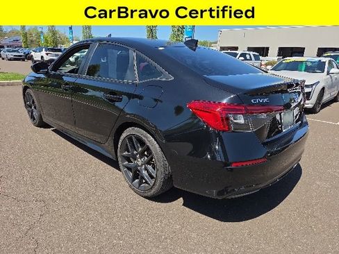 Used 2024 Honda Civic Sport image 4
