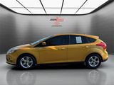 Used 2012 Ford Focus SE image 2