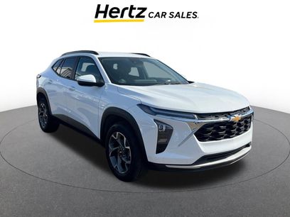 Used 2025 Chevrolet Trax LT