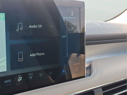 New 2026 Lincoln Corsair Premiere image 19