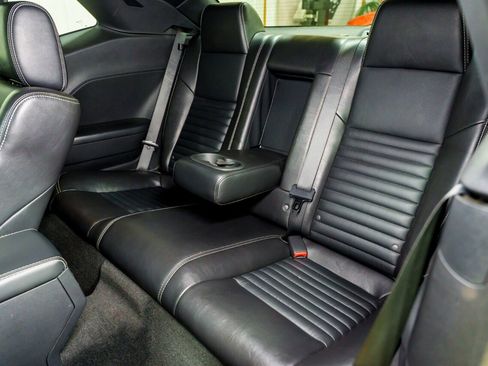 Used 2010 Dodge Challenger R/T image 15