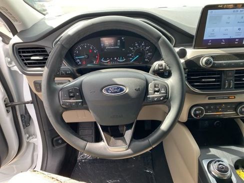 Used 2021 Ford Escape SE w/ Convenience Package FWD image 6