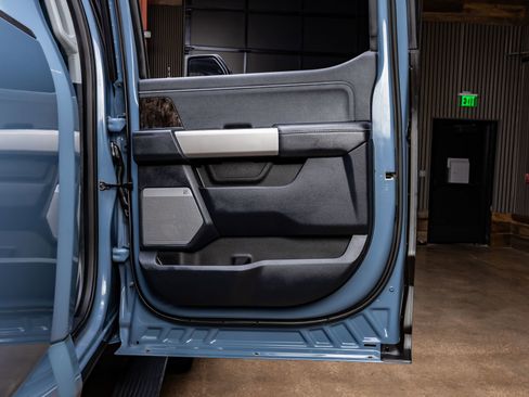 Used 2023 Ford F250 Lariat w/ Lariat Ultimate Package image 38