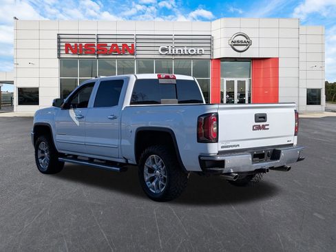 Used 2018 GMC Sierra 1500 SLT image 5