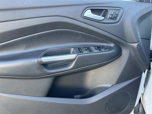 Used 2019 Ford Escape Titanium image 27