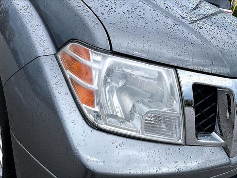 Used 2019 Nissan Frontier SV image 28