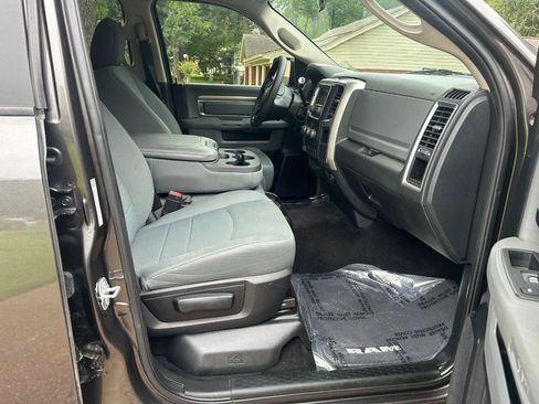 Used 2017 RAM 2500 SLT AWD/4WD image 9