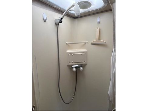 Used 2010 Mercedes-Benz Sprinter 3500 image 32