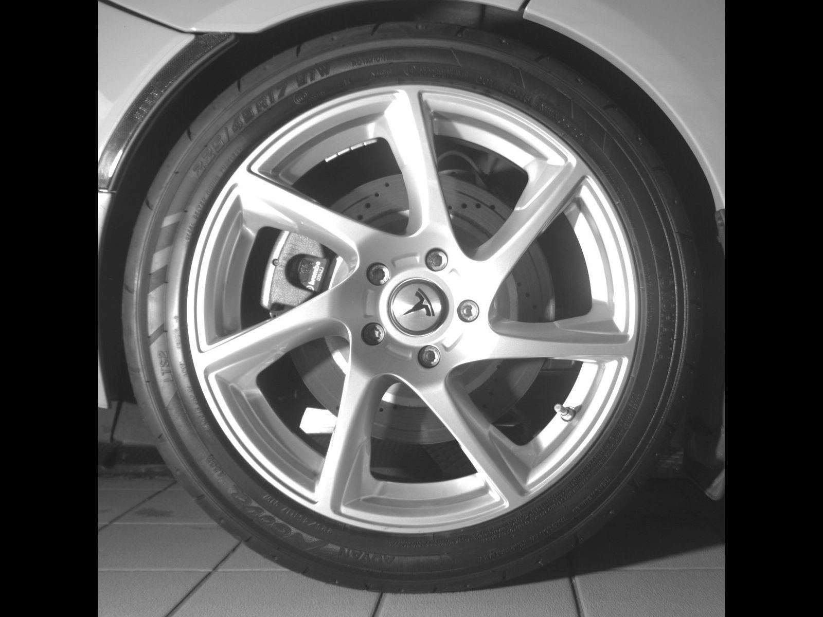 Used 2010 Tesla Roadster Sport RWD image 19