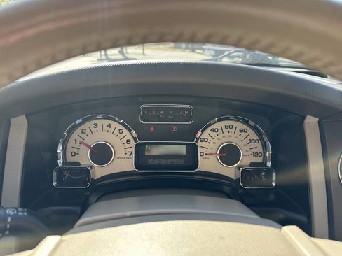 Used 2014 Ford Expedition XLT image 15