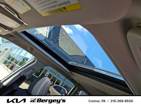 Used 2019 Subaru Forester Premium w/ Popular Package #1 AWD/4WD image 16