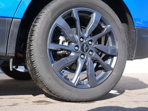 Used 2024 Chevrolet Equinox RS w/ RS Leather Package image 34