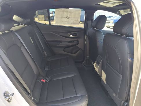 New 2026 Buick Envista Sport Touring w/ Convenience I Package FWD image 23