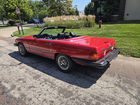Used 1988 Mercedes-Benz 560 SL image 14