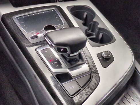 Used 2019 Audi Q7 2.0T Premium w/ Convenience Package image 34