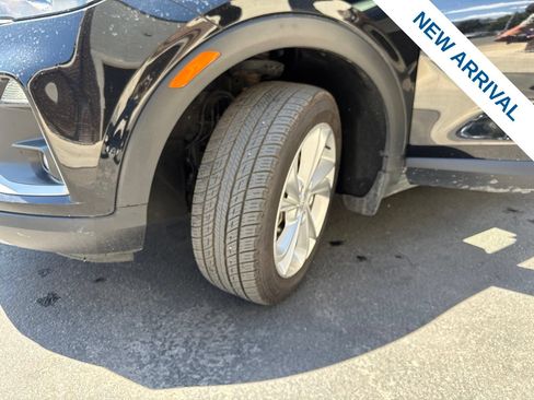 Used 2022 Buick Encore GX Preferred w/ Cold Weather Comfort Package AWD/4WD image 28