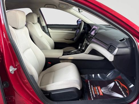 Used 2018 Honda Accord LX image 20