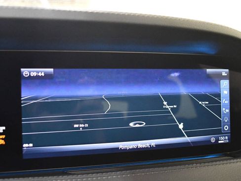 Used 2018 Mercedes-Benz S 560 4MATIC Sedan image 18