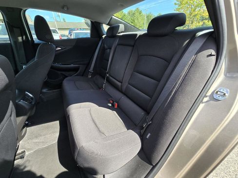 Used 2023 Chevrolet Malibu LT image 12