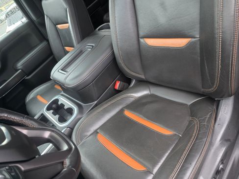 Used 2020 GMC Sierra 1500 AT4 w/ AT4 Premium Package image 23