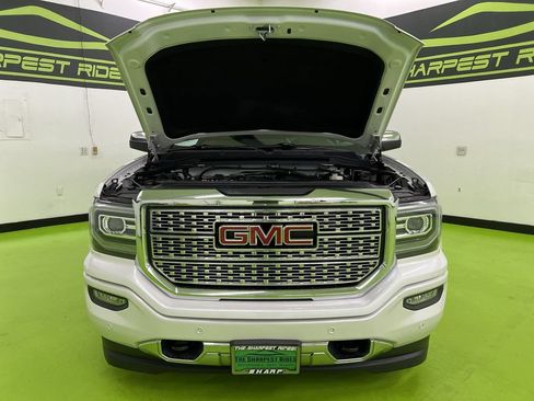 Used 2017 GMC Sierra 1500 Denali AWD/4WD image 4