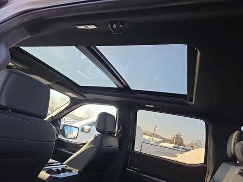 Used 2023 Ford F150 Lariat w/ Equipment Group 502A High image 12