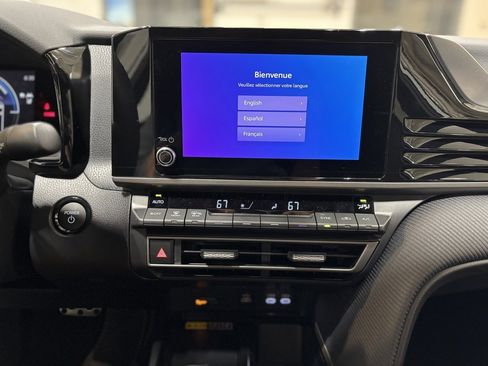 New 2026 Toyota Camry Hybrid image 9