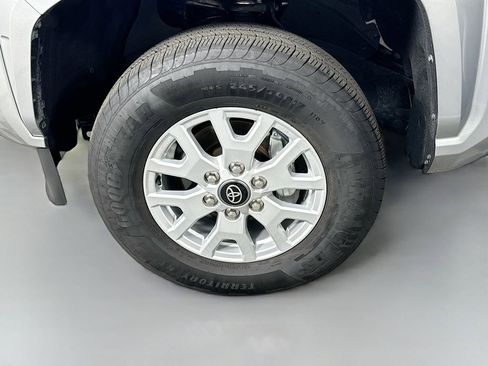 Certified 2025 Toyota Tacoma SR5 RWD image 30