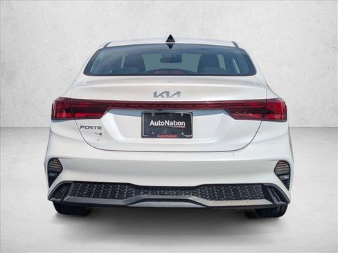 Used 2023 Kia Forte LXS FWD image 7