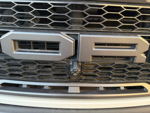 Used 2019 Ford F150 Raptor w/ Equipment Group 802A Luxury AWD/4WD image 32