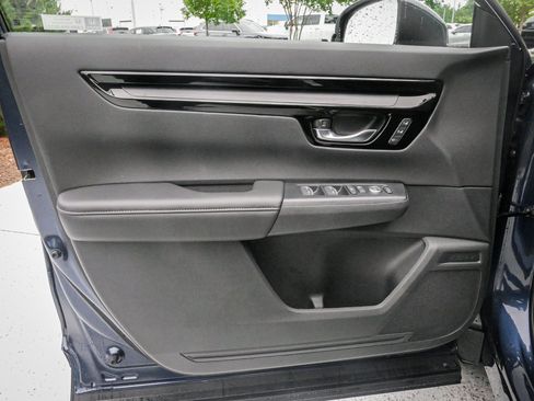 Used 2026 Honda CR-V EX-L image 14