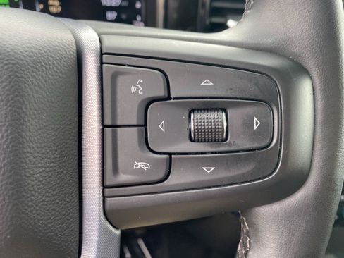 Used 2025 GMC Sierra 1500 SLT AWD/4WD image 24