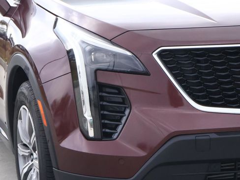Used 2022 Cadillac XT4 Sport w/ Comfort Package image 9