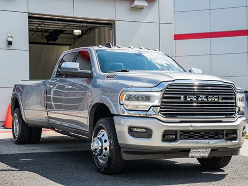 Certified 2022 RAM 3500 Laramie AWD/4WD image 1