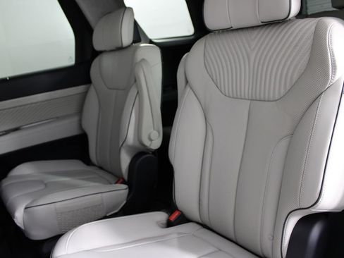 Used 2024 Hyundai Palisade Calligraphy FWD image 21