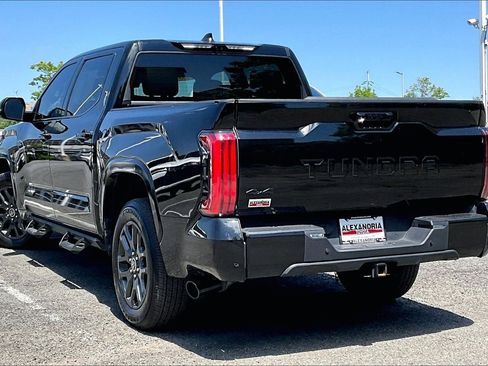 Used 2022 Toyota Tundra Platinum AWD/4WD image 11