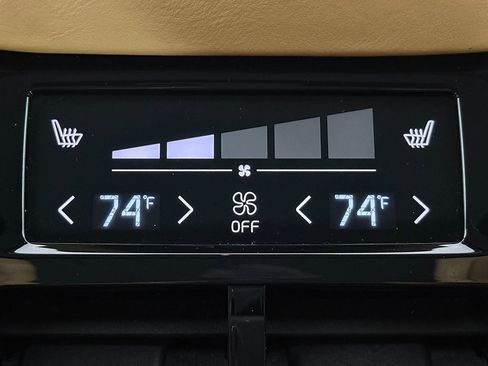 Used 2017 Volvo XC90 T6 Inscription w/ Vision Package image 48