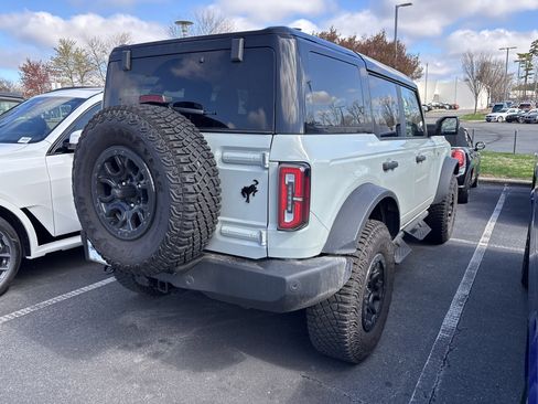 Used 2024 Ford Bronco Wildtrak image 27