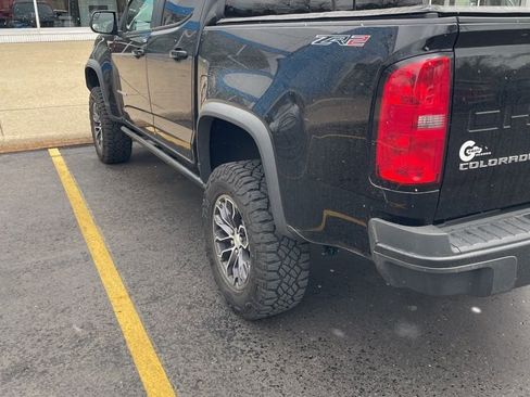 Used 2021 Chevrolet Colorado ZR2 image 2