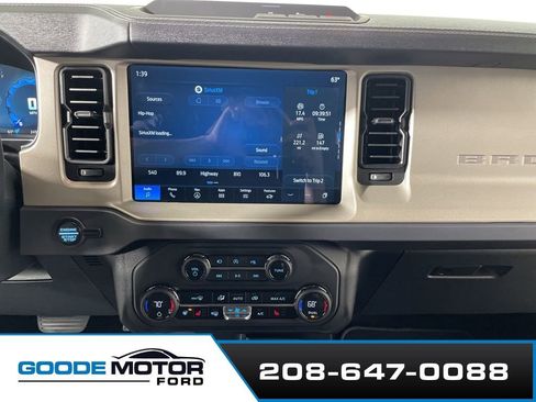 Used 2025 Ford Bronco Outer Banks image 15