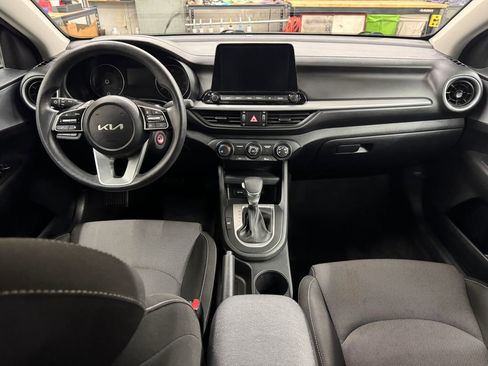Used 2024 Kia Forte LXS image 17