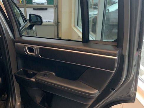 Used 2024 Hyundai Santa Fe XRT image 12