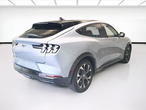 Used 2022 Ford Mustang Mach-E Premium RWD image 4