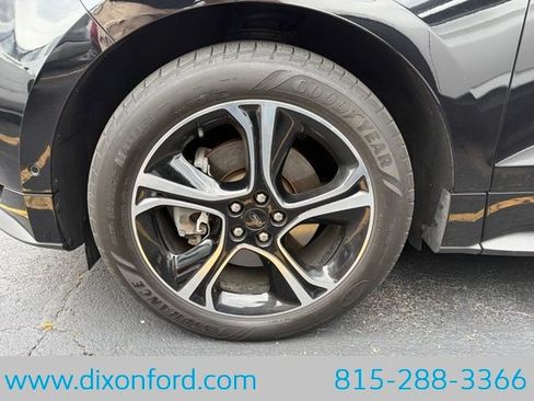 Used 2019 Ford Edge ST w/ Equipment Group 401A AWD/4WD image 12