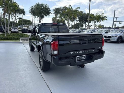 Used 2019 Toyota Tacoma TRD Sport AWD/4WD image 13