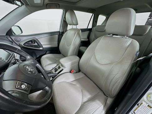 Used 2011 Toyota RAV4 Limited image 13