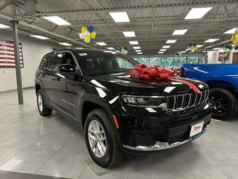 New 2025 Jeep Grand Cherokee L Laredo w/ Luxury Tech Group I image 7