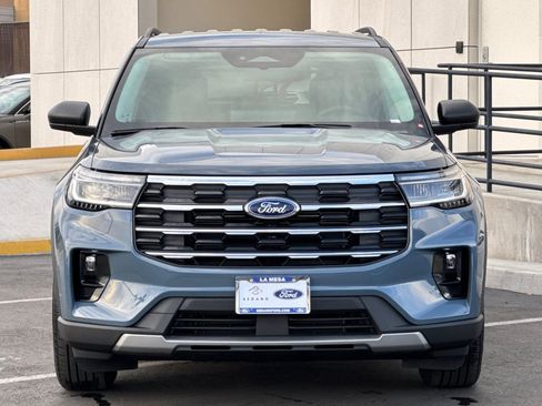 New 2026 Ford Explorer Active w/ Active Comfort Package image 8