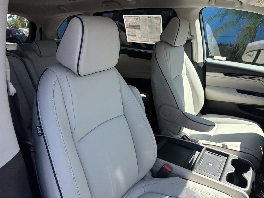New 2027 Honda Odyssey Touring image 31